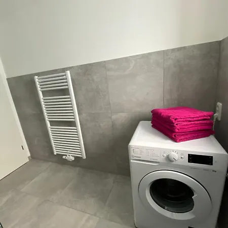 Apartmán Fuer Arbeiter Und Monteure Fuerstenfeldbruck