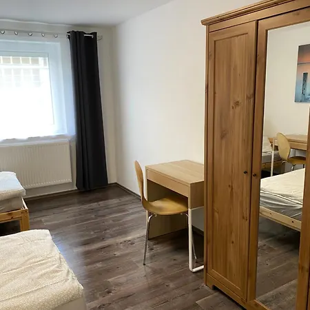 Fuer Arbeiter Und Monteure Apartmán