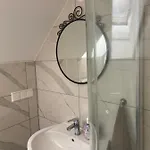 Lägenhet Fuer Arbeiter Und Monteure *