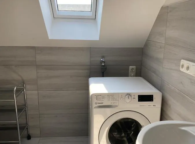 Fuer Arbeiter Und Monteure Appartement